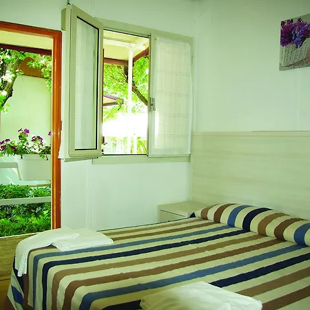 מלון Villaggio Benvivere 3*